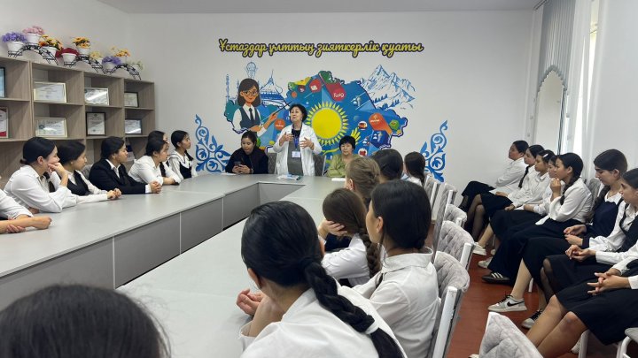 аудандық денсаулық сақтау саласының мамандарымен кездесу
